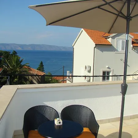 Lola Jelsa (Hvar)