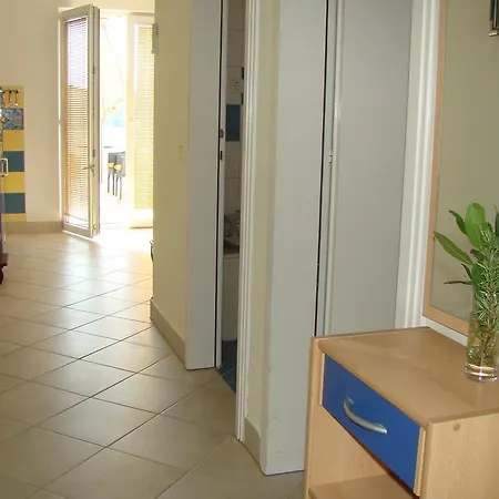 Lola Apartment