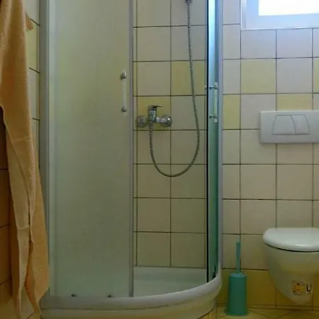 Apartament Lola *