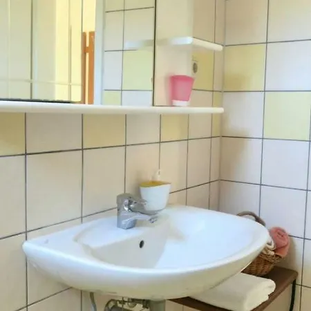 Lola Apartment *